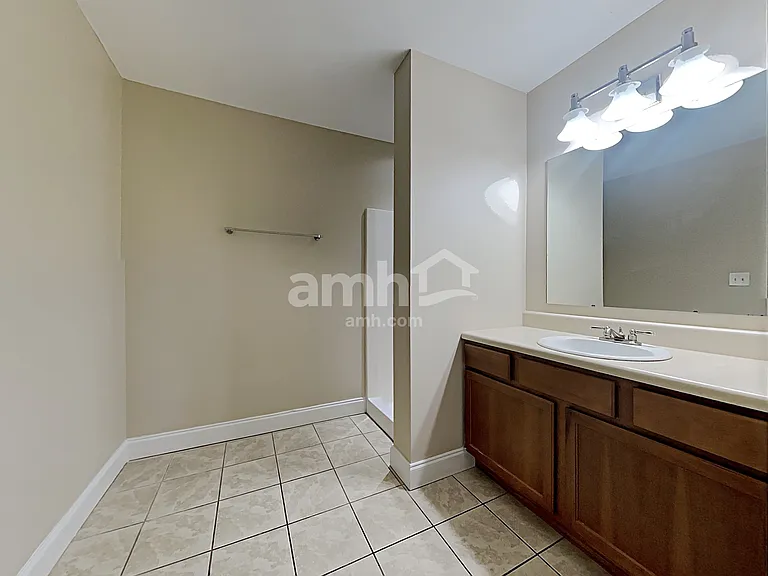 8123 Chestnut Hill Ln — Photo 12