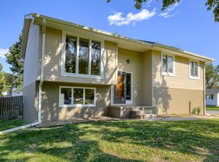 805 N 85th St, Omaha, NE 68114