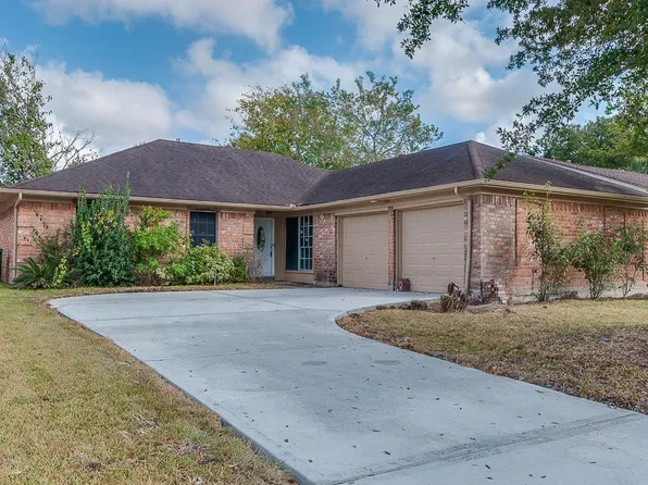 7718 Southmeadow Dr, Houston, TX 77071