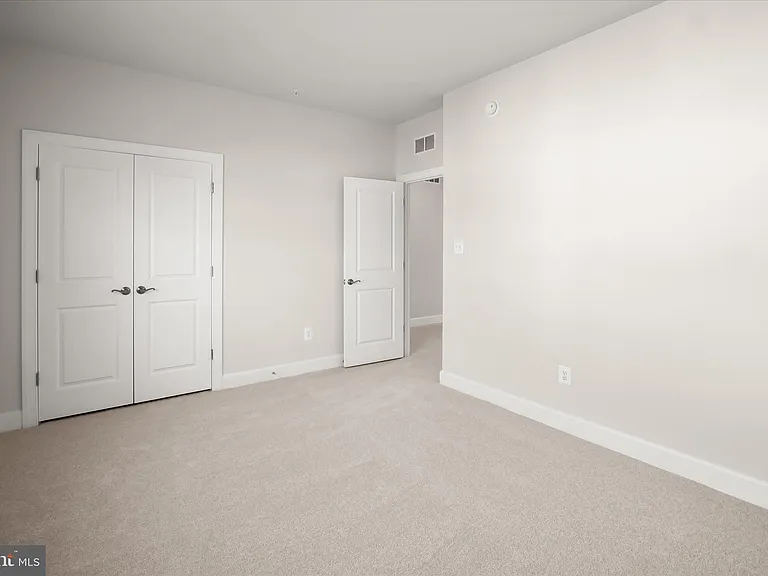 3823 Solidarity Cir — Photo 35