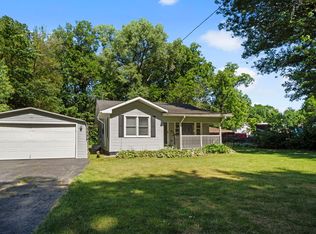 7N079 Tuscola Ave, St Charles, IL 60174