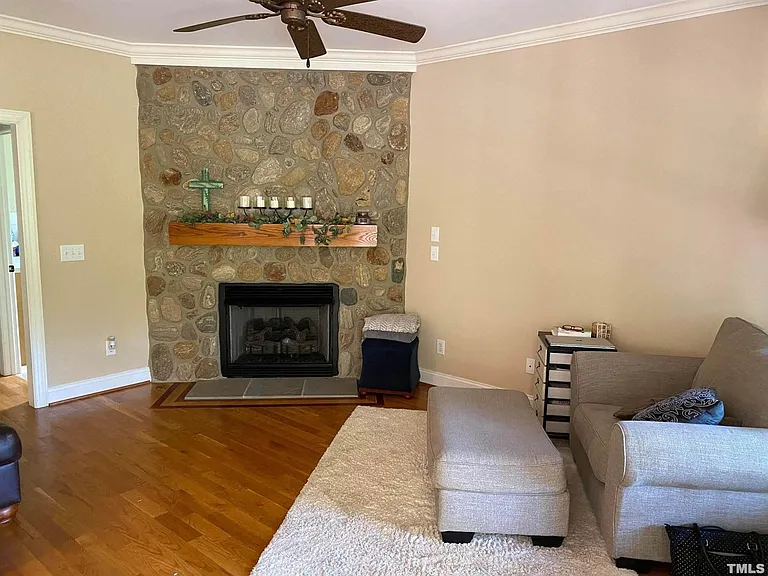 10216 San Remo Pl — Photo 11