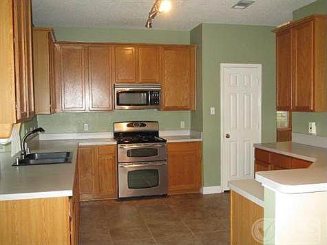 4th image of 5120 Vineyard Ln