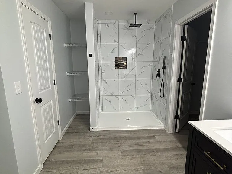 229 Old Landfill Rd #B — Photo 16