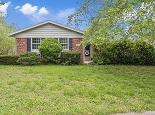 2534 S Meadowbrook Ave, Springfield, MO 65807