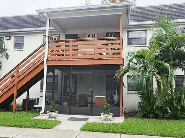 The Flats at Seminole Heights — Photo 34