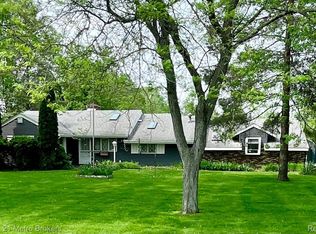 9755 E Monroe Rd, Durand, MI 48429