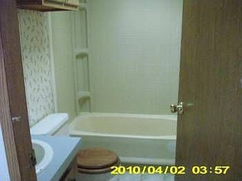 2nd image of 33 Lee St
