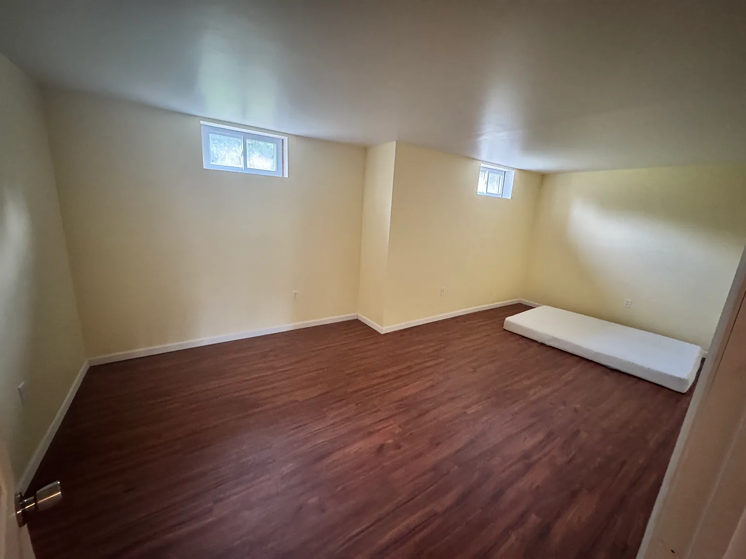1 bed, 1378 sqft, $900 — Photo 1