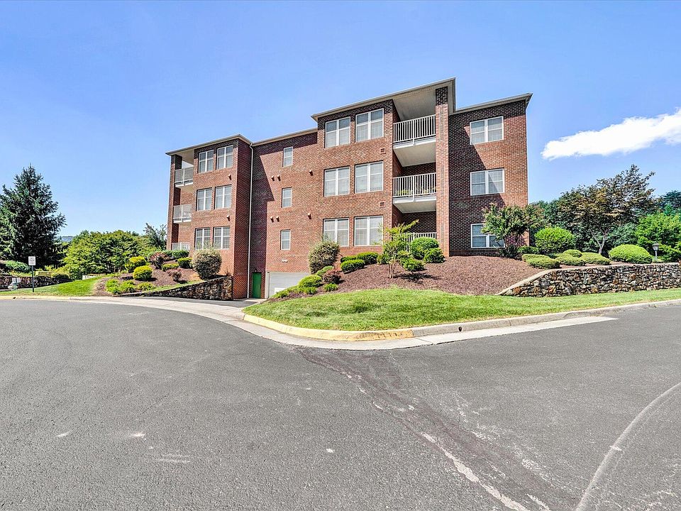 Mcvitty Forest Condominiums 3040 McVitty Forest Dr Roanoke VA Zillow