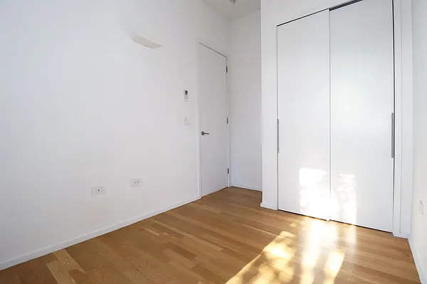 Rented by Corcoran | media 60