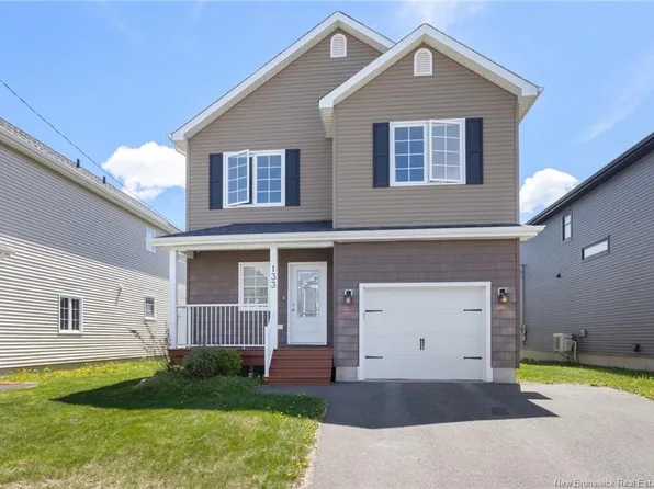 133 Langille Dr, Fredericton, NB E3C 0L6