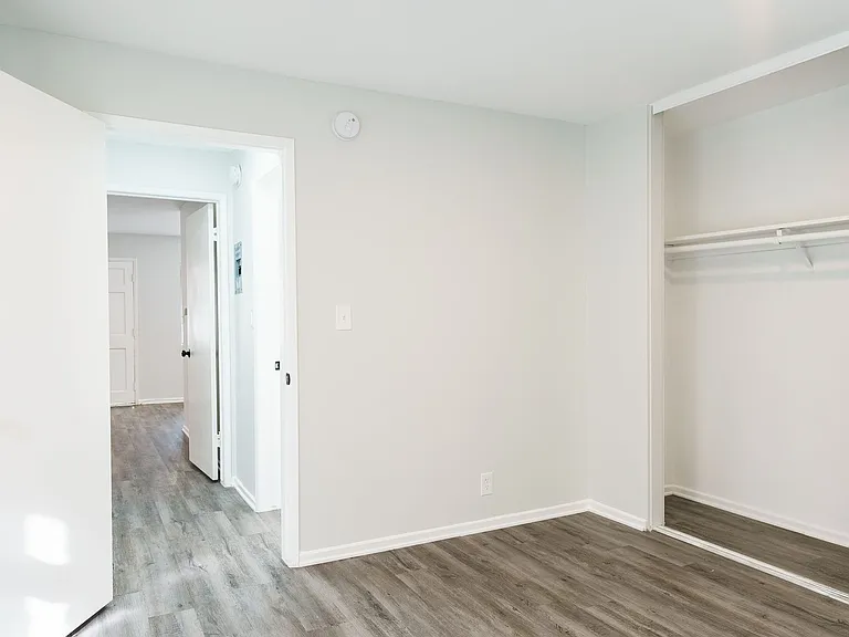 18407 Dearborn Street — Photo 30