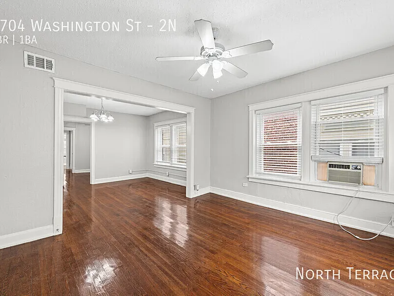 3704 Washington St #2N — Photo 5