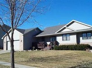 3701 S Judy Ave, Sioux Falls, SD 57103