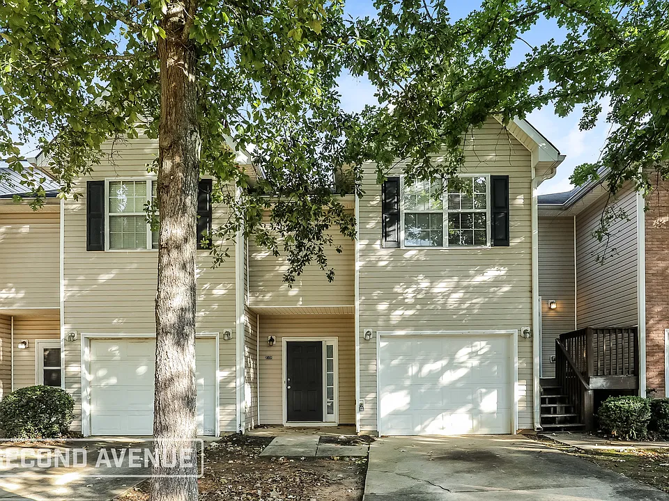 2398 Brianna Dr