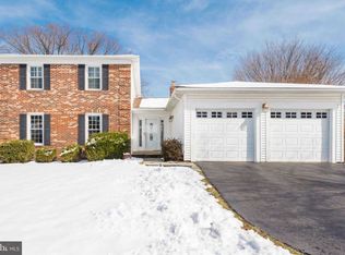 3167 Kirkwell Pl, Herndon, VA 20171