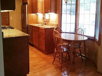 2nd image of 2513 36th Ave NE
