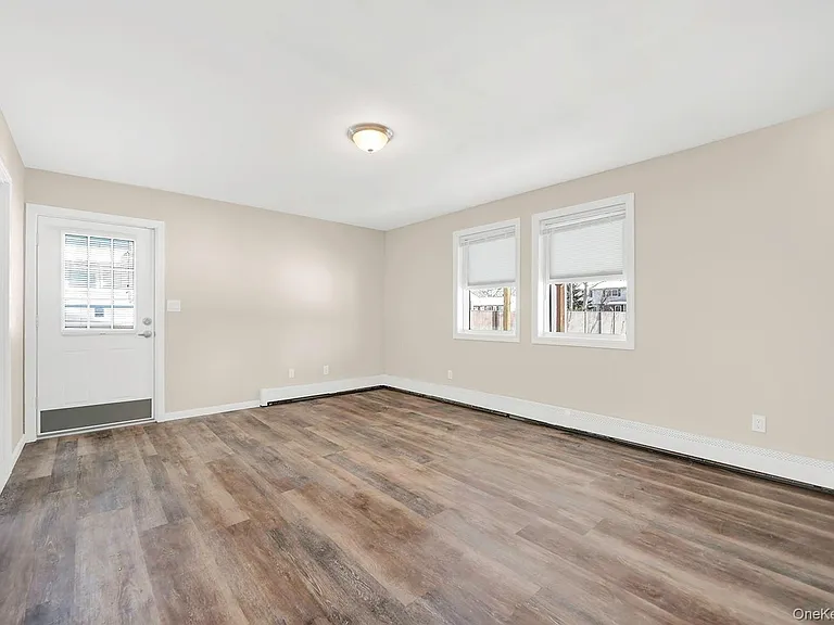 2129 Julia Goldbach Ave — Photo 9