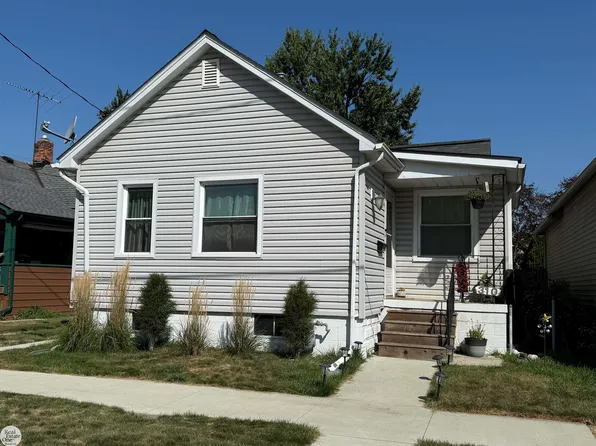310 Pittsburgh St, Marine City, MI 48039