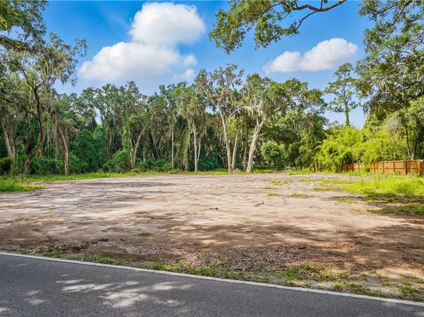 211 Hampton Point Dr, Saint Simons Island, GA 31522