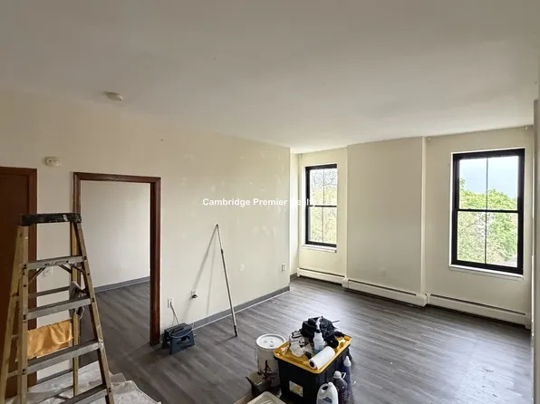 247 Pearl St, Somerville, MA