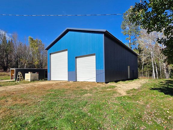 3rd image of 6457 Colombe Rd