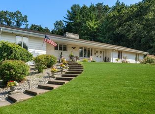 117 Blueberry Hill Rd, Longmeadow, MA 01106