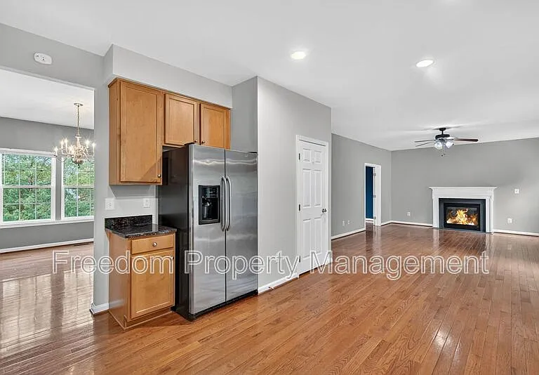 7629 Hamelin Ln — Photo 15