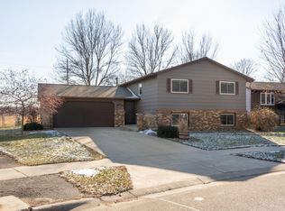 854 26th St SE, Rochester, MN 55904