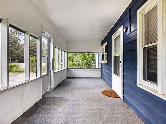 5th image of 2713 Spring Place Rd SE