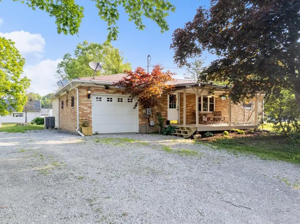251 E Carlier St, Fayetteville, OH 45118