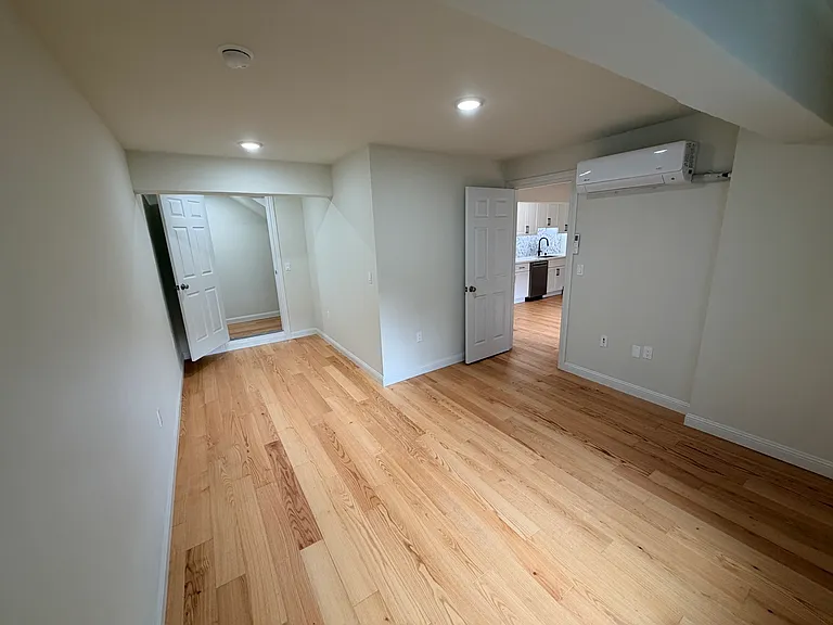 411 Fairmount Avenue — Photo 63
