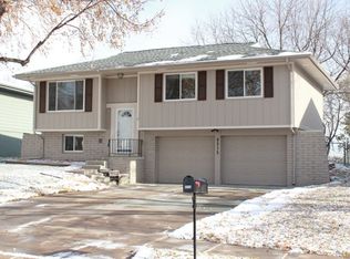 6515 S 139th Cir, Omaha, NE 68137