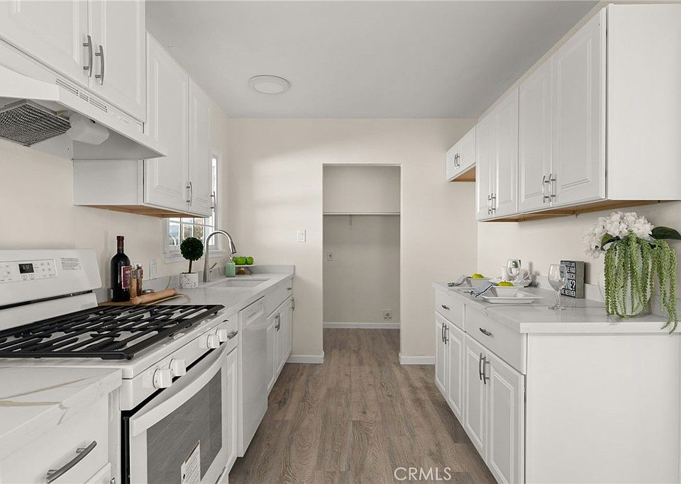 1st image of 1126 E Campus Way