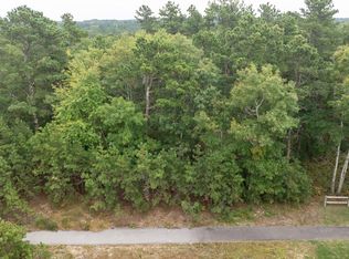 49 Seabiscuit Dr, Plymouth, MA 02360