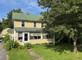 33 County Highway 17, Thompson Ridge, NY 10985