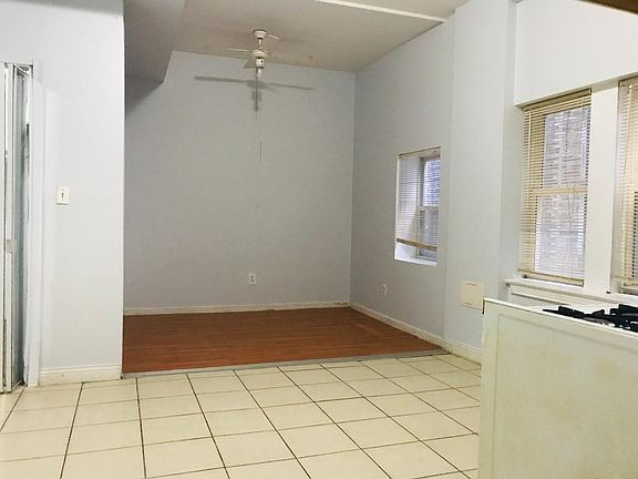 3rd image of 2917 W 24th Blvd #2MR