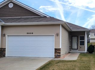 5630 Barrington Cir, Lincoln, NE 68516