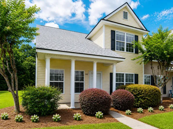 142 Black River Dr, Summerville, SC 29485