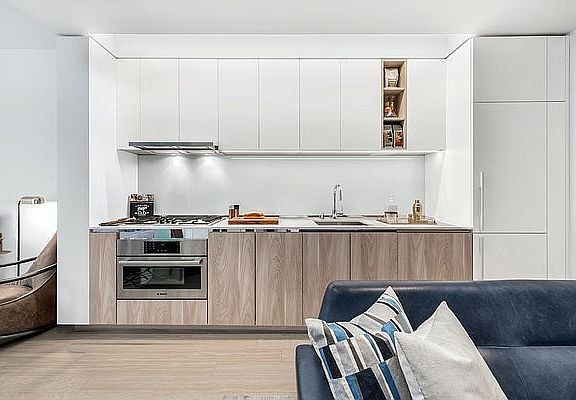 4th image of 572 11th Ave APT 5D