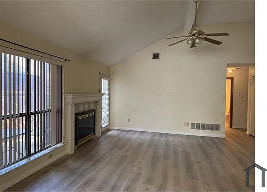 3 bed, 1450 sqft, $2,350 — Photo 3