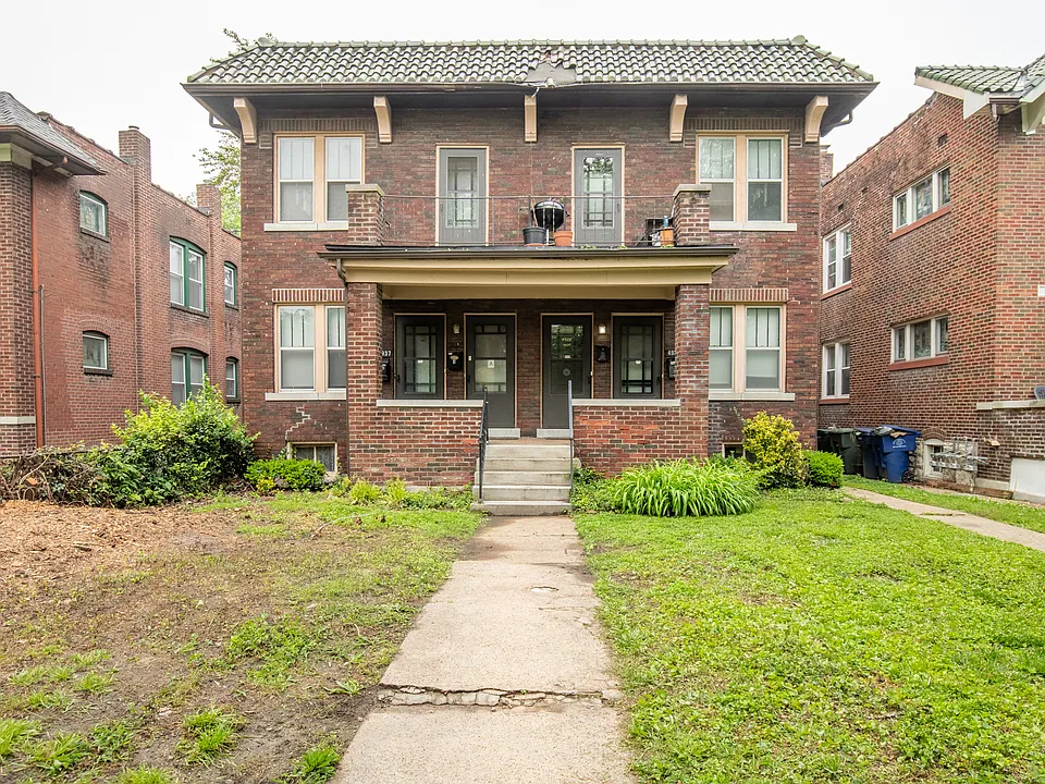 4935-37 Magnolia Ave