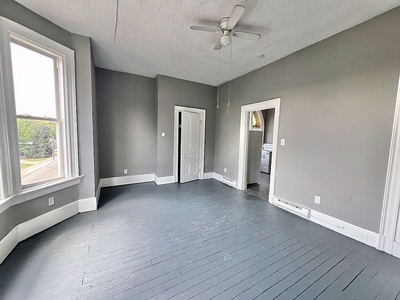 3rd image of 1630 Chase Ave #7