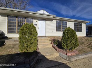 121 Governors Rd, Lakewood, NJ 08701