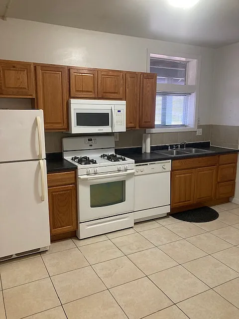 1433-41 S Vandeventer Ave — Photo 3