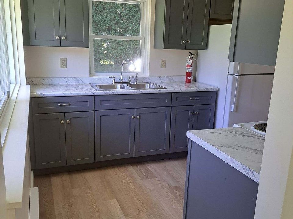 1st image of 49-146 Parsons Hill Rd #11
