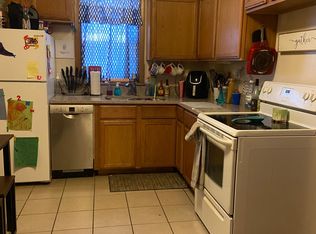 2727 Central St #G, Evanston, IL
