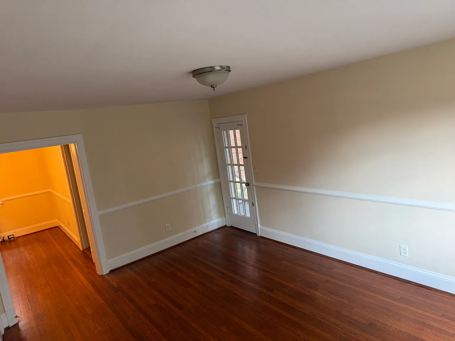 2 bed, 1065 sqft, $1,395 — Photo 2