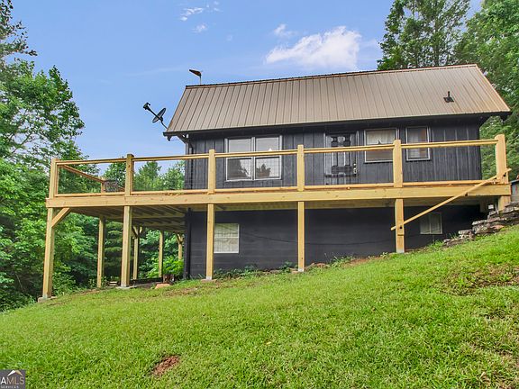 3rd image of 265 Holly Hill Rd
